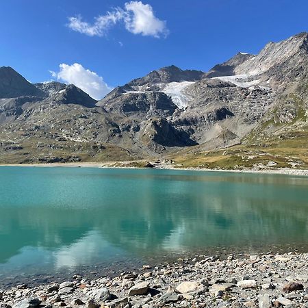 Ca Marasciol A 5 Minuti Dal Trenino Rosso Del Bernina Express Hotel Villa di Tirano Exterior photo